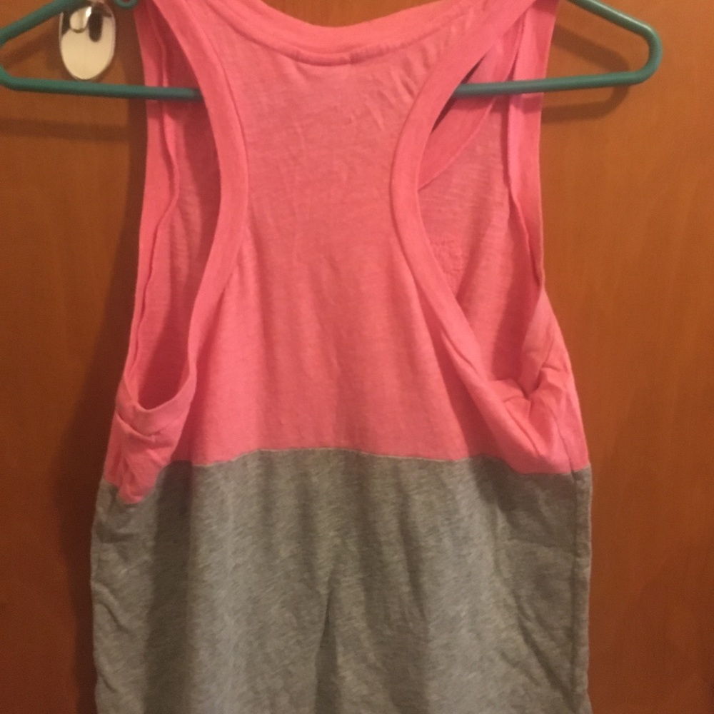 X small pink tank top.  Super cute
